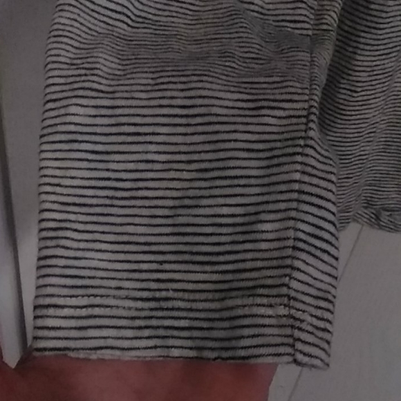 Lucky brand top - Picture 4 of 5